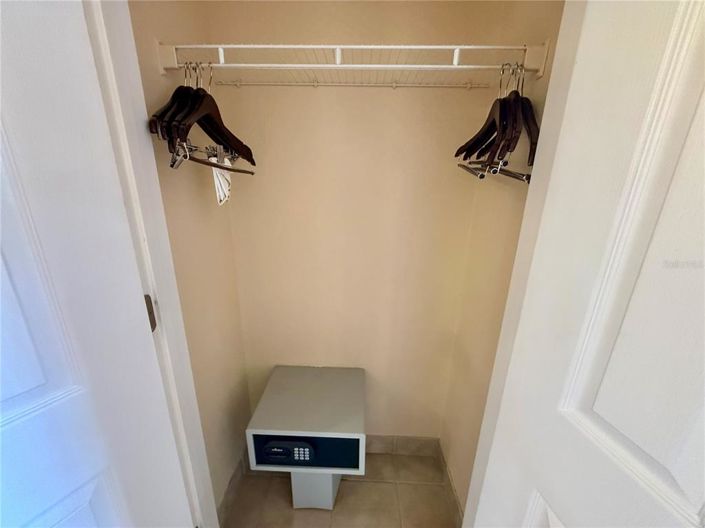 Image No.29-2 Bed Property for sale