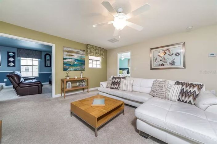 Image No.21-8 Bed Property for sale