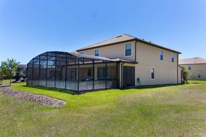 Image No.40-8 Bed Property for sale