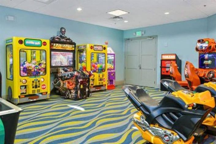 Image No.45-8 Bed Property for sale