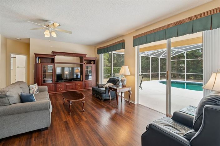 Image No.13-5 Bed Property for sale