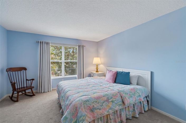 Image No.30-5 Bed Property for sale