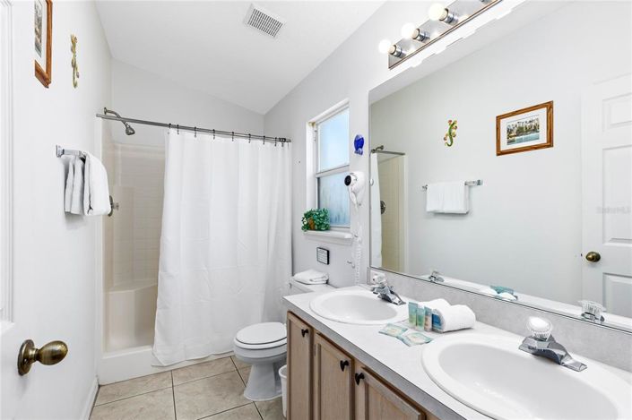 Image No.13-Propriété de 5 chambres à vendre à Clermont