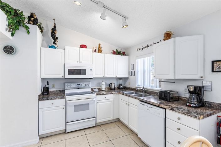 Image No.4-Propriété de 5 chambres à vendre à Clermont