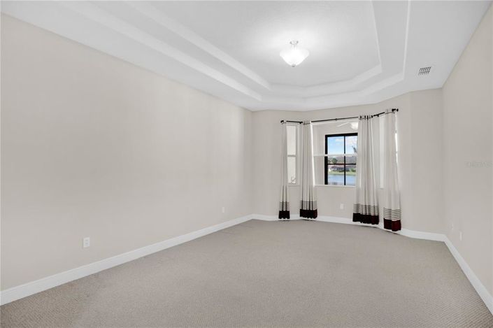 Image No.16-4 Bed Property for sale