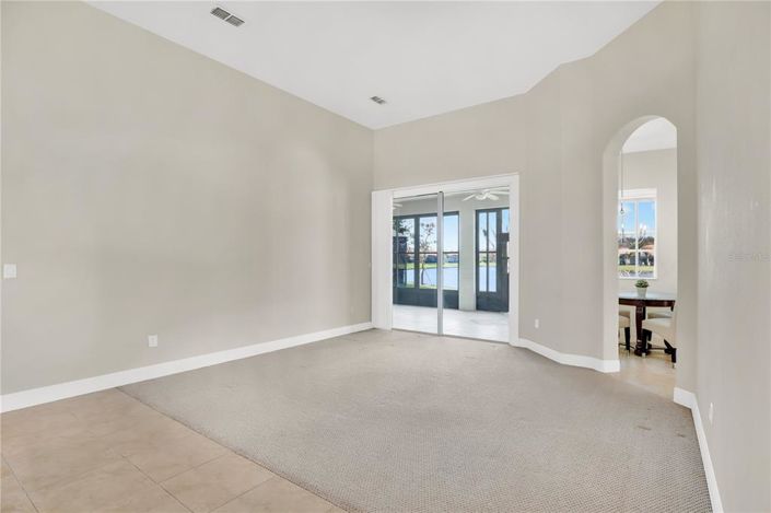 Image No.7-4 Bed Property for sale