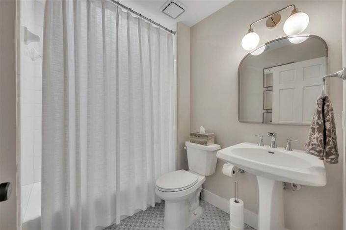 Image No.25-4 Bed Property for sale