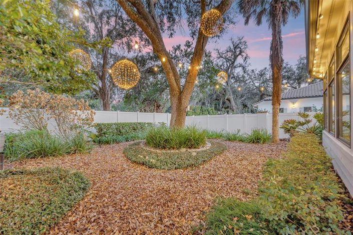 Image No.38-4 Bed Property for sale