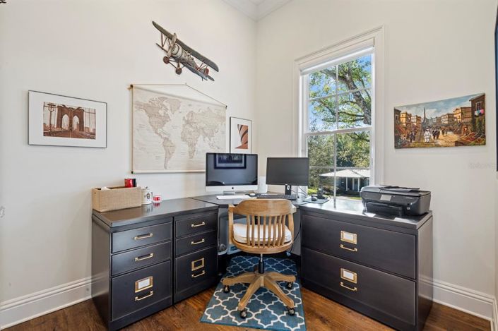 Image No.28-5 Bed Property for sale