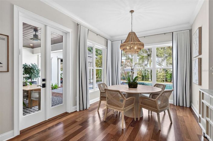 Image No.14-5 Bed Property for sale