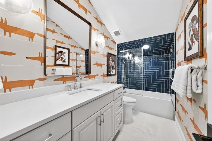 Image No.30-5 Bed Property for sale