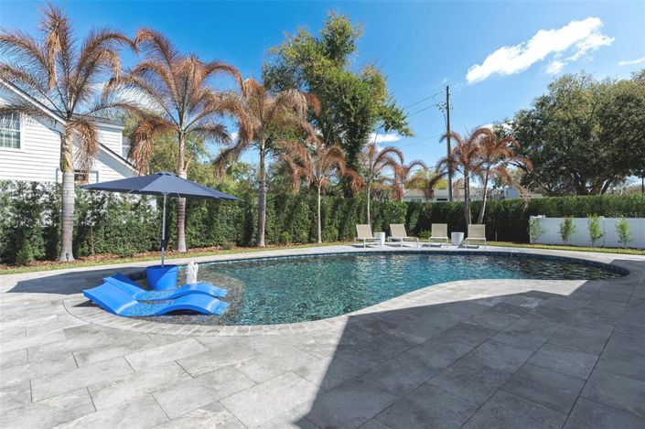 Image No.41-5 Bed Property for sale