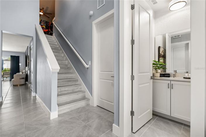 Image No.16-6 Bed Property for sale