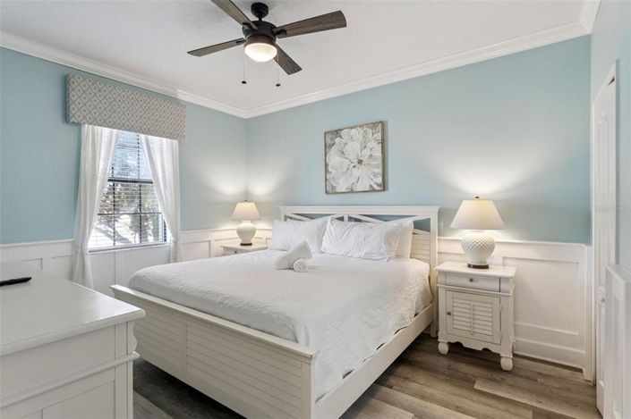 Image No.13-8 Bed Property for sale