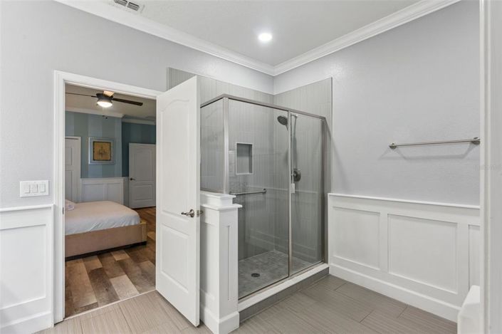 Image No.29-8 Bed Property for sale