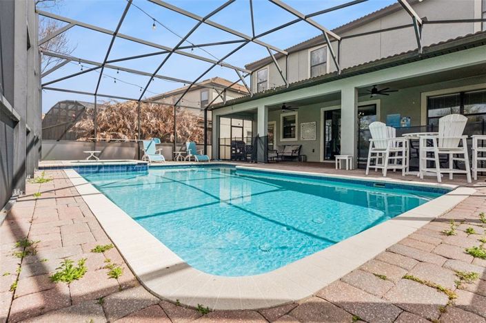 Image No.38-8 Bed Property for sale