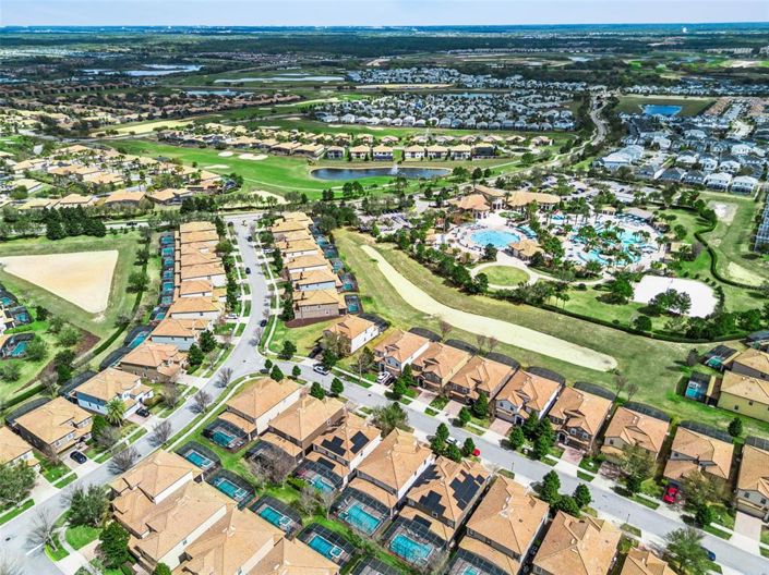 Image No.50-8 Bed Property for sale