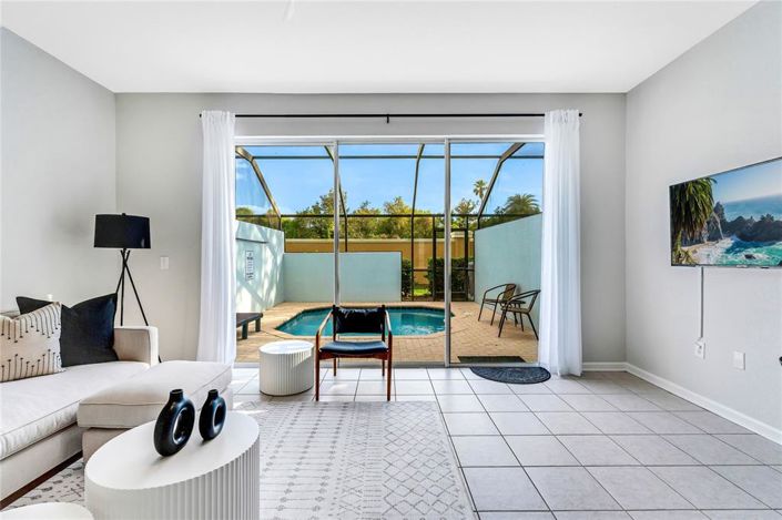 Image No.2-3 Bed Townhouse for sale