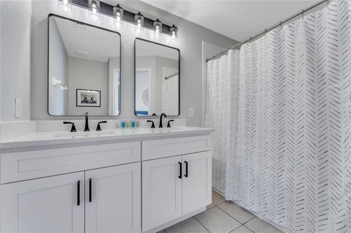 Image No.31-3 Bed Townhouse for sale