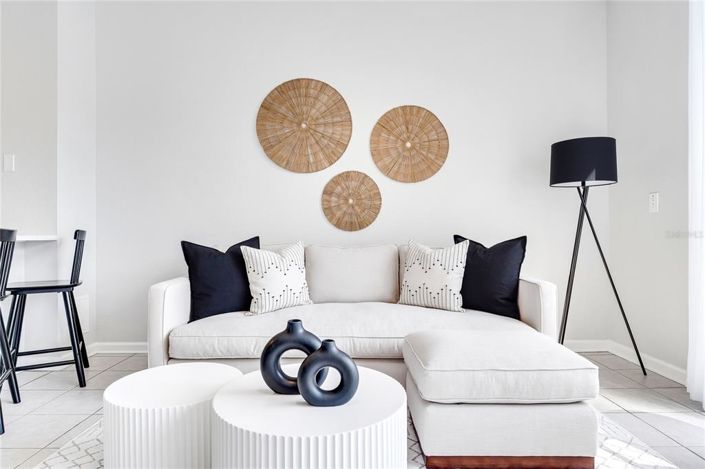 Image No.6-3 Bed Townhouse for sale