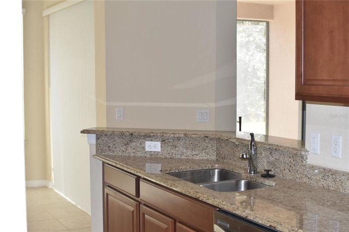 Image No.12-2 Bed Property for sale