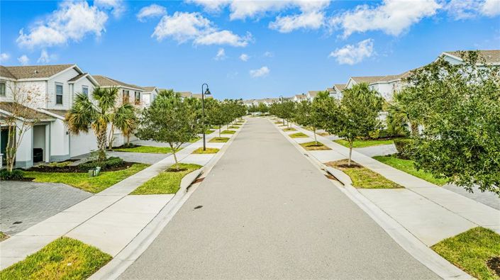 Image No.52-6 Bed Property for sale