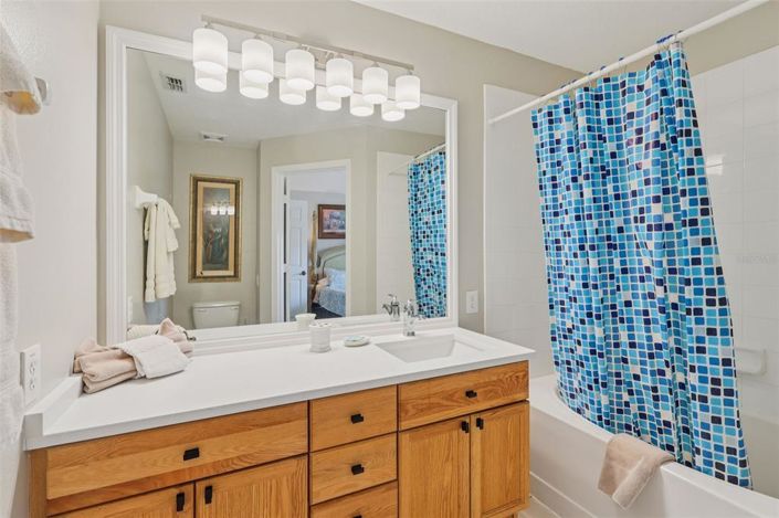 Image No.25-3 Bed Townhouse for sale