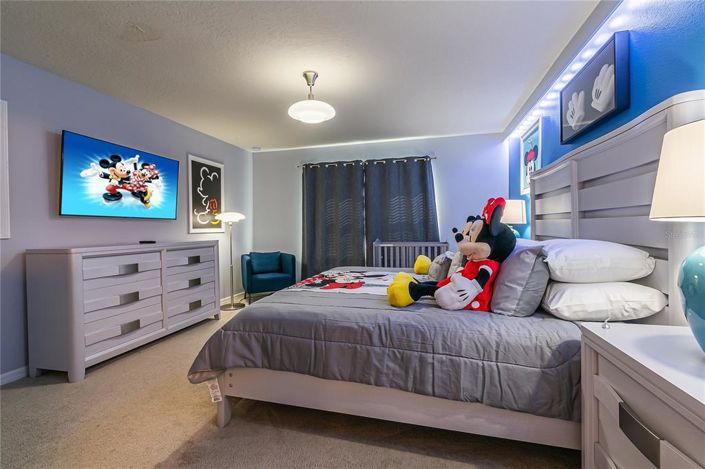 Image No.47-5 Bed Townhouse for sale