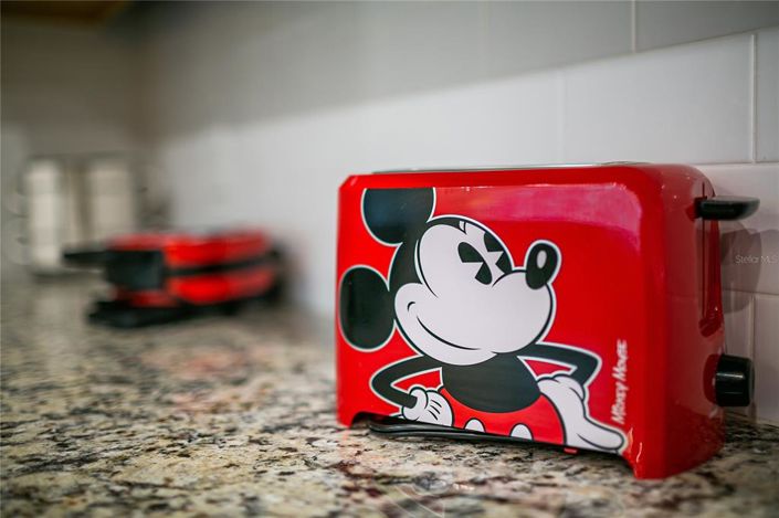 Image No.9-5 Bed Townhouse for sale