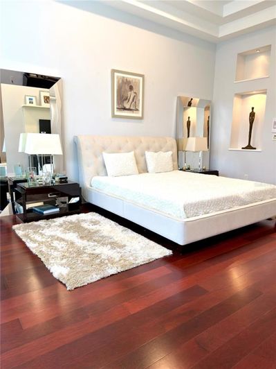 Image No.23-5 Bed Property for sale