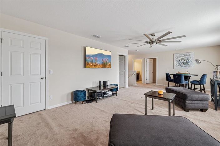 Image No.12-5 Bed Property for sale