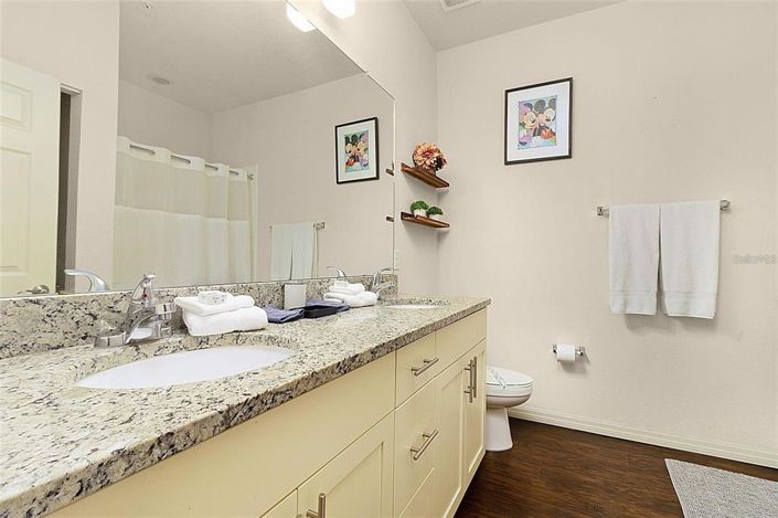 Image No.24-3 Bed Townhouse for sale