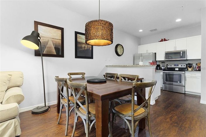 Image No.7-3 Bed Townhouse for sale