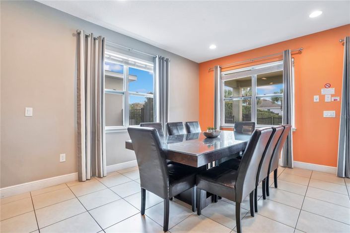 Image No.19-8 Bed Property for sale