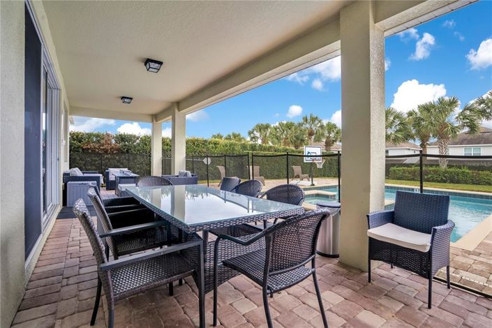 Image No.57-8 Bed Property for sale