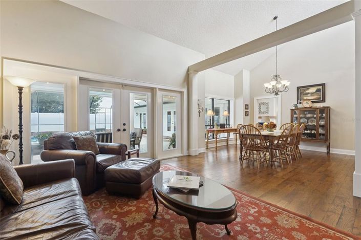 Image No.18-4 Bed Property for sale