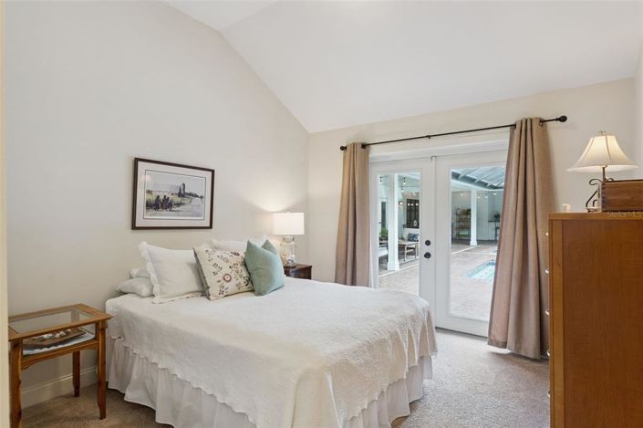 Image No.24-4 Bed Property for sale