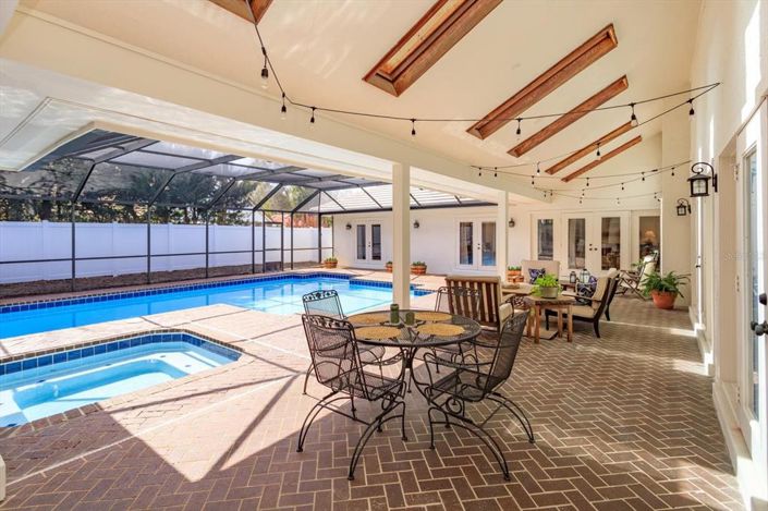 Image No.36-4 Bed Property for sale