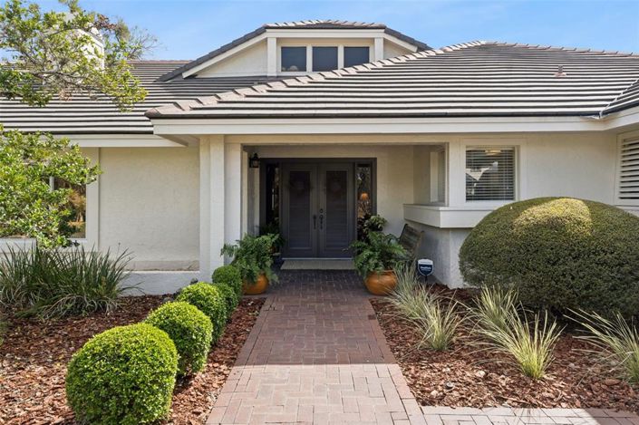 Image No.4-4 Bed Property for sale