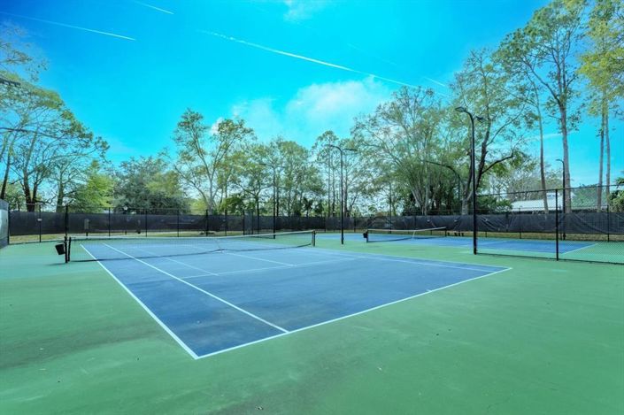 Image No.43-4 Bed Property for sale