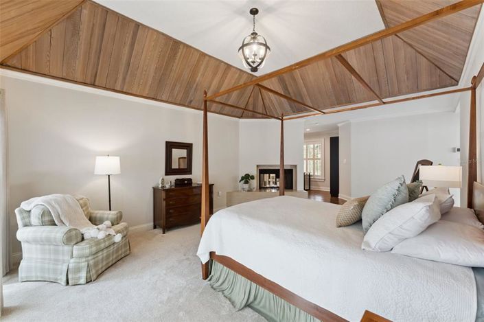 Image No.9-4 Bed Property for sale