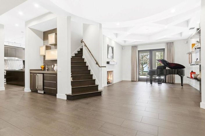 Image No.3-4 Bed Property for sale