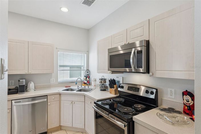 Image No.3-Propriété de 4 chambres à vendre à Kissimmee