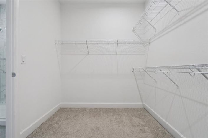 Image No.33-6 Bed Property for sale