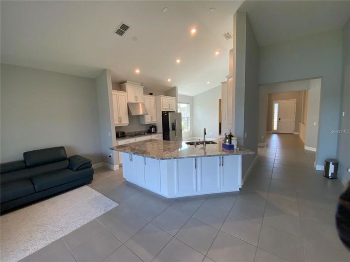 Image No.3-Propriété de 4 chambres à vendre à Kissimmee