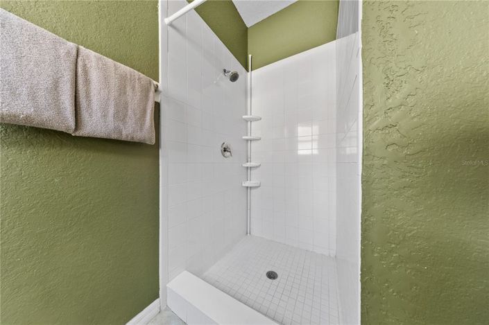 Image No.34-Propriété de 4 chambres à vendre à Clermont