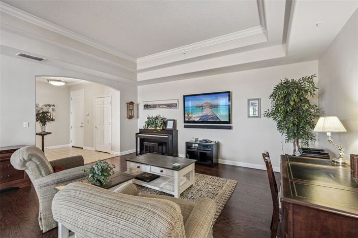 Image No.5-3 Bed Property for sale