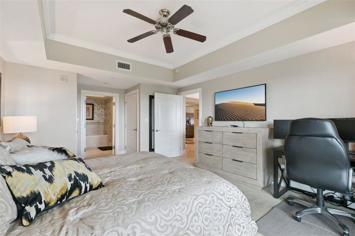 Image No.23-2 Bed Property for sale