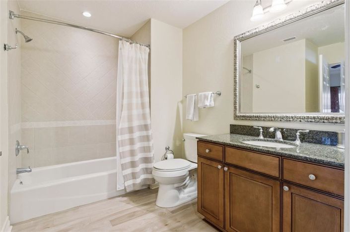 Image No.21-3 Bed Property for sale