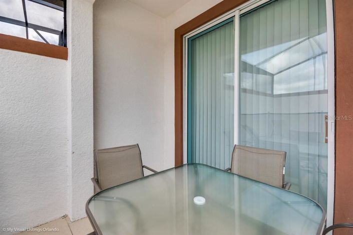 Image No.27-5 Bed Townhouse for sale